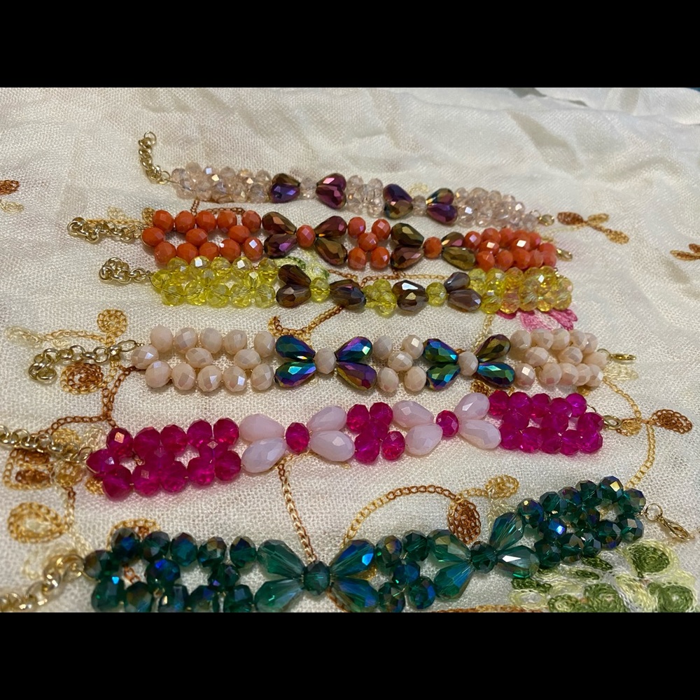 Selling bracelets